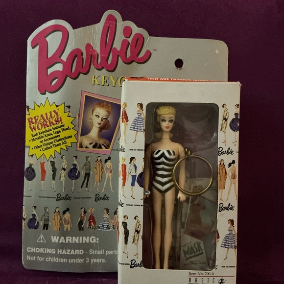 BARBIE Vintage Reproduction Original 1959 Barbie Keychain - Picture 4 of 9